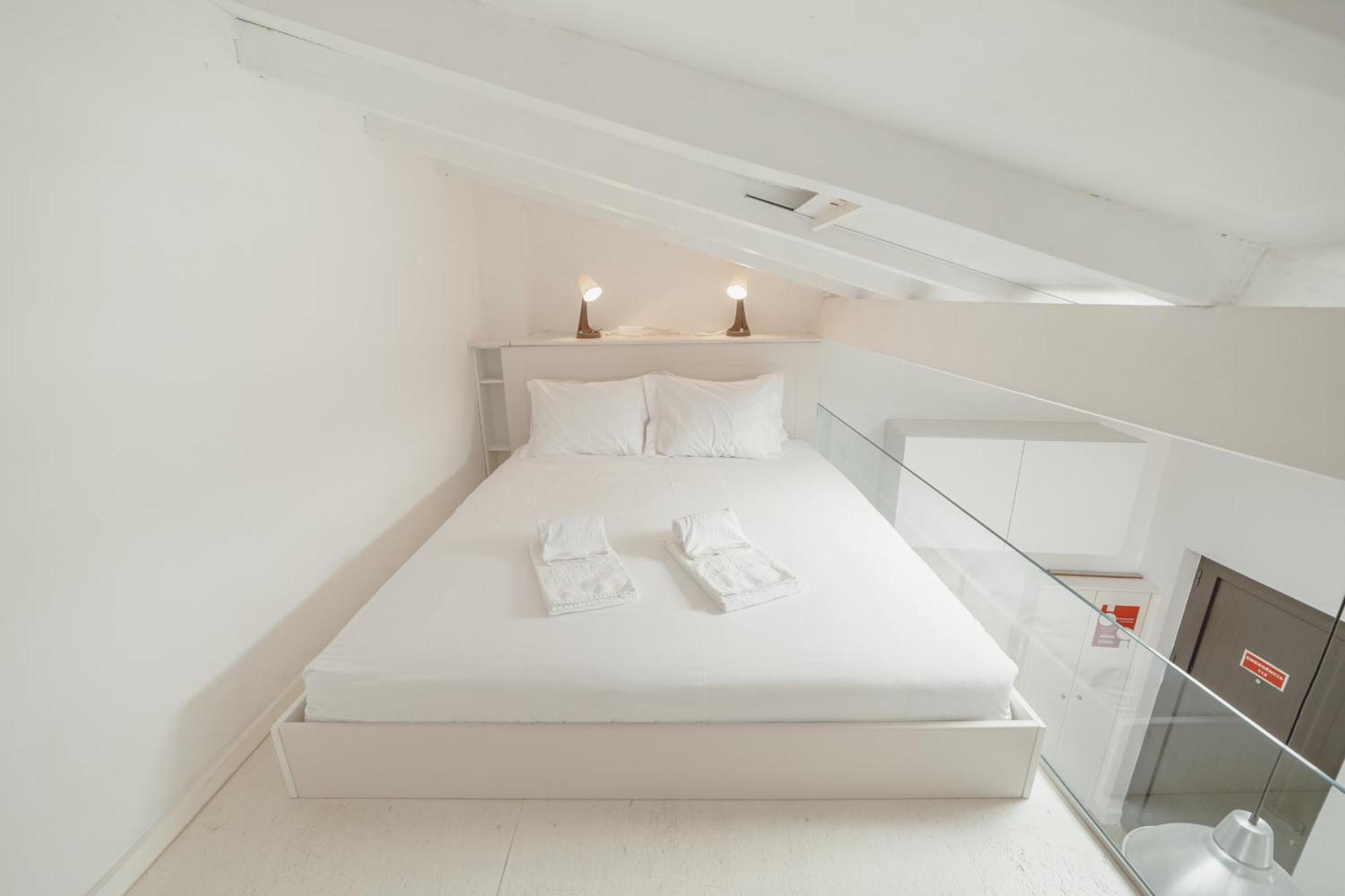 Mezzanine Stylish Apartments By Vacationy Porto Dış mekan fotoğraf